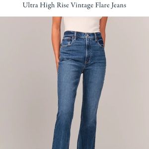 ABERCROMBIE & FITCH ULTRA HIGH RISE VINTAGE FLARE JEANS in size 12R